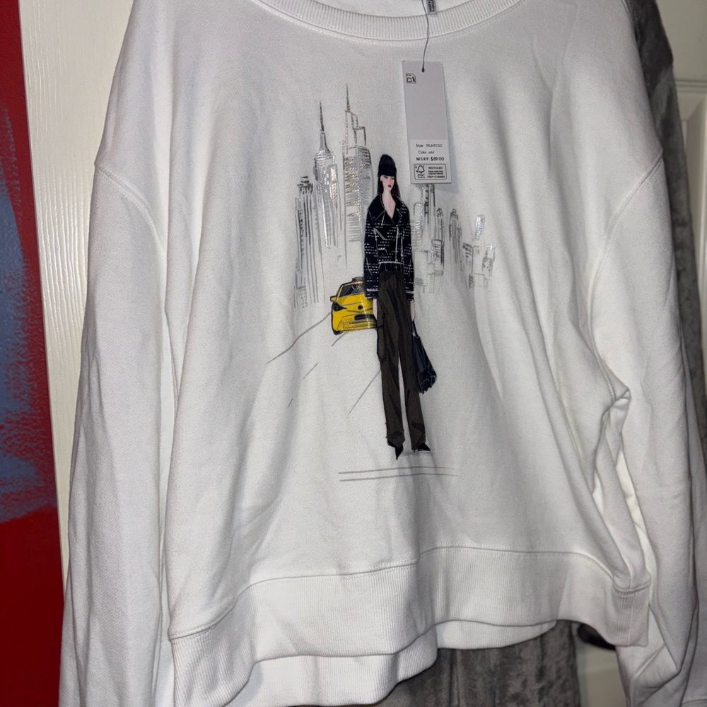 DKNY White Graphic Sweatshirt